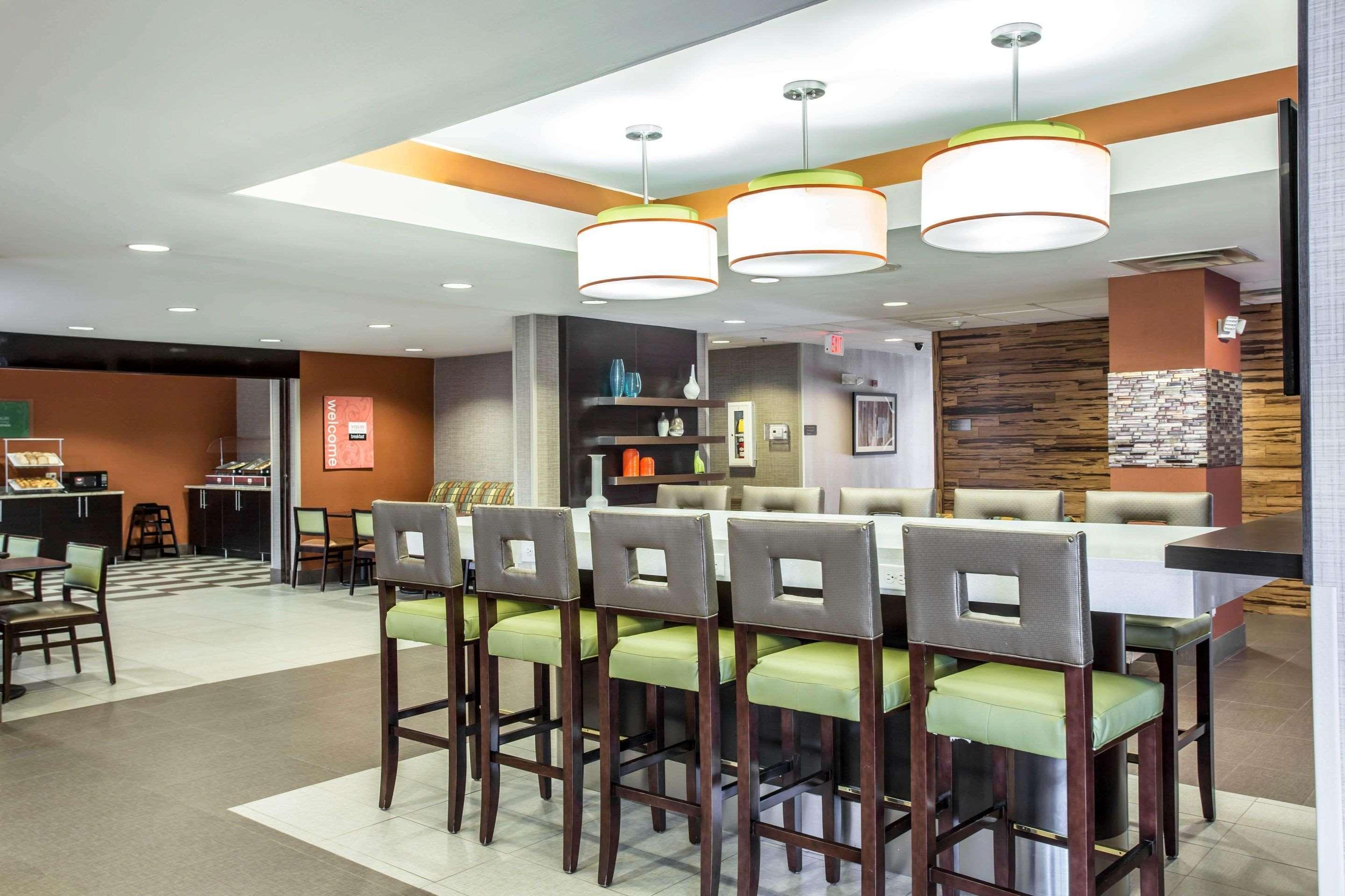 Spark By Hilton Kannapolis Luaran gambar