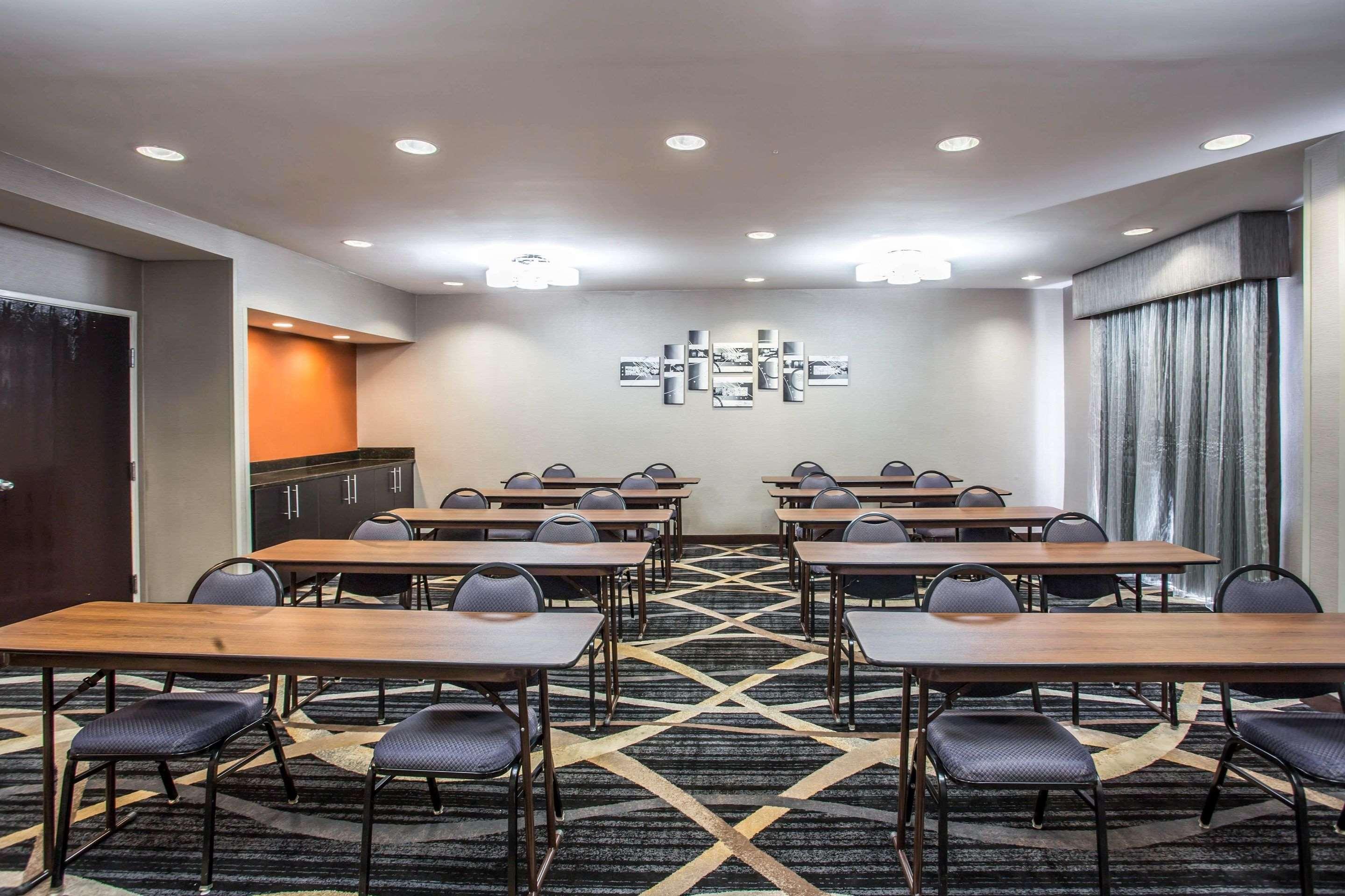Spark By Hilton Kannapolis Luaran gambar